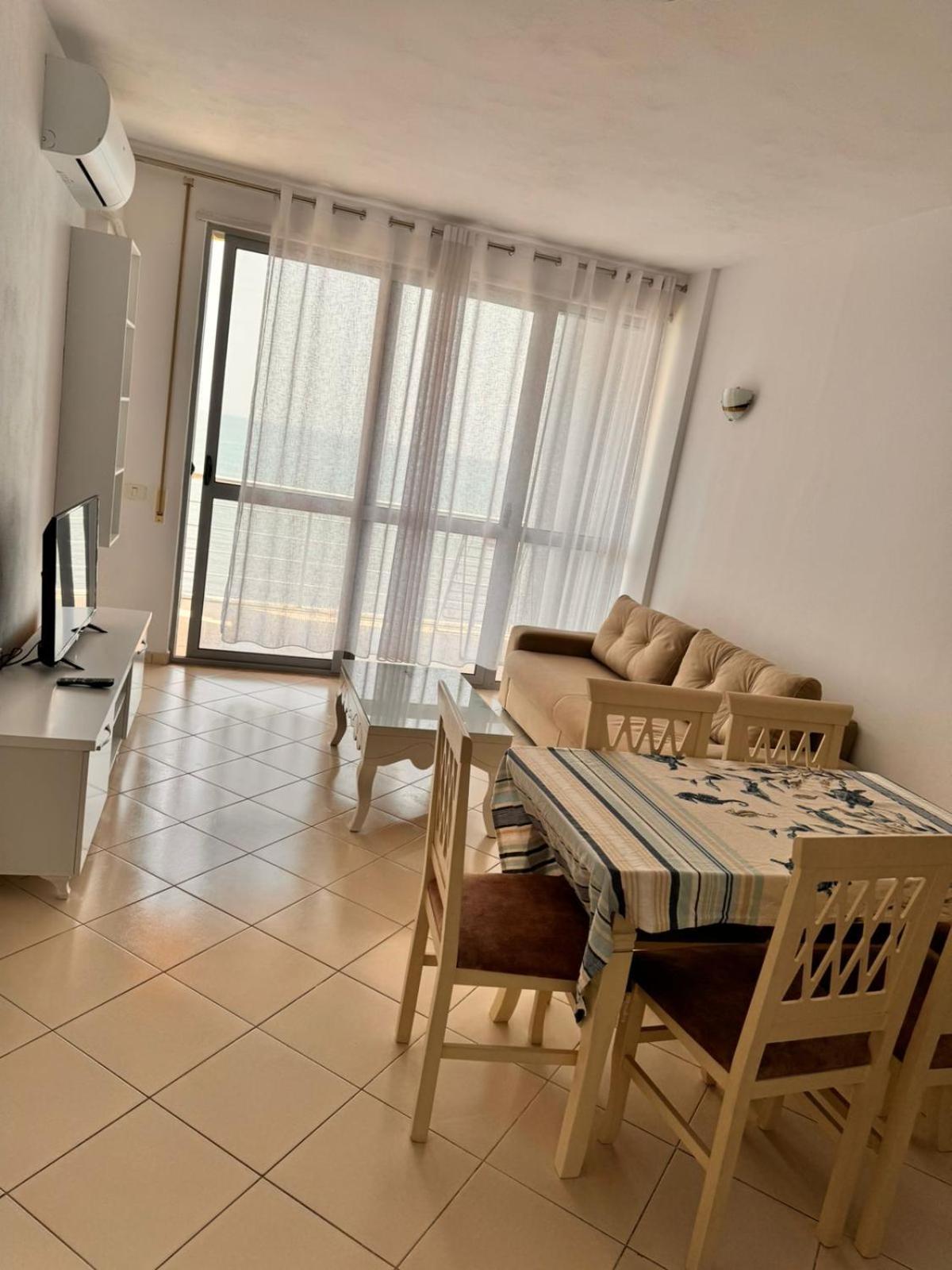 Holiday Apartments 5 Durrës Exteriör bild